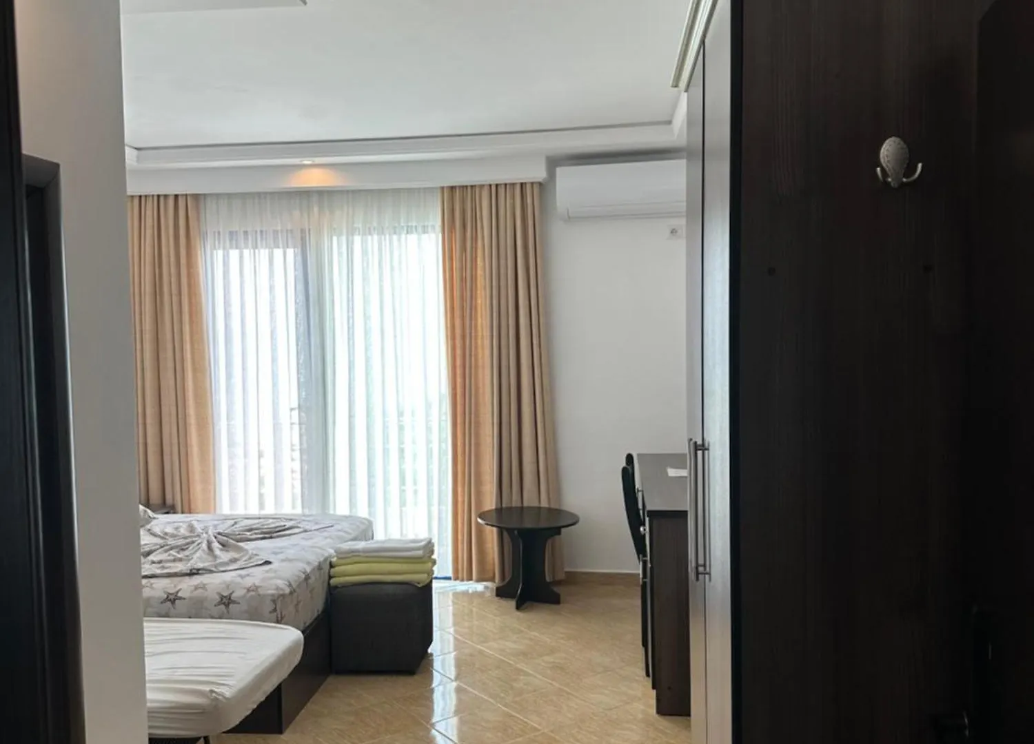 Hotel Zverneci