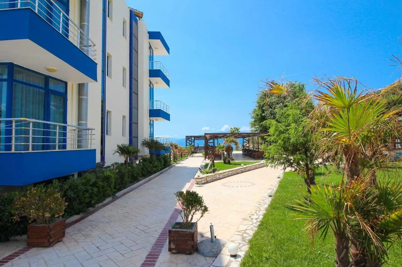 Hotel Zverneci 3*,