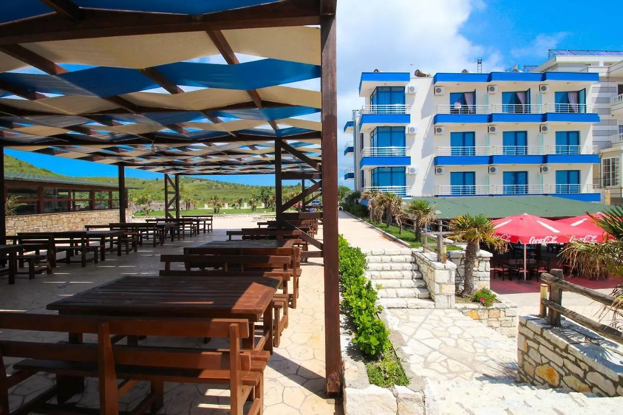 Hotel Zverneci Albânia